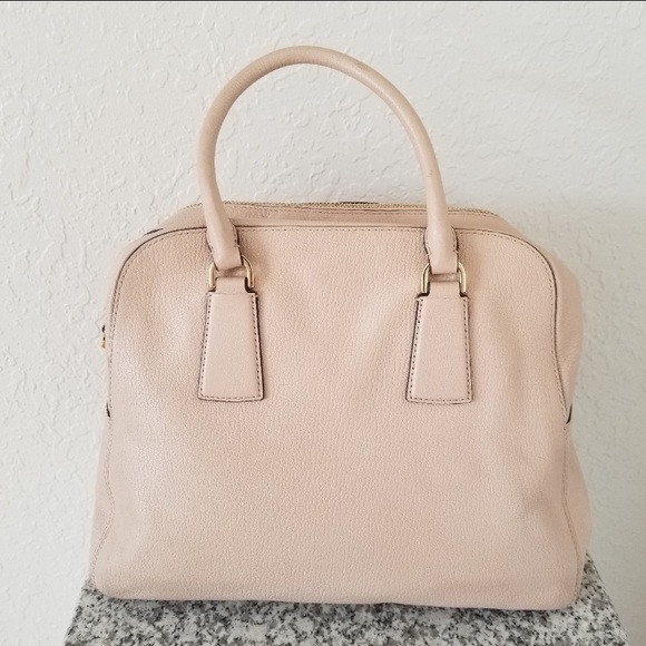 New Michael Kors Blush Satchel. - Picture 3 of 7